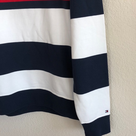 NWT Tommy hilfiger men’s crew neck sweater - Picture 4 of 6